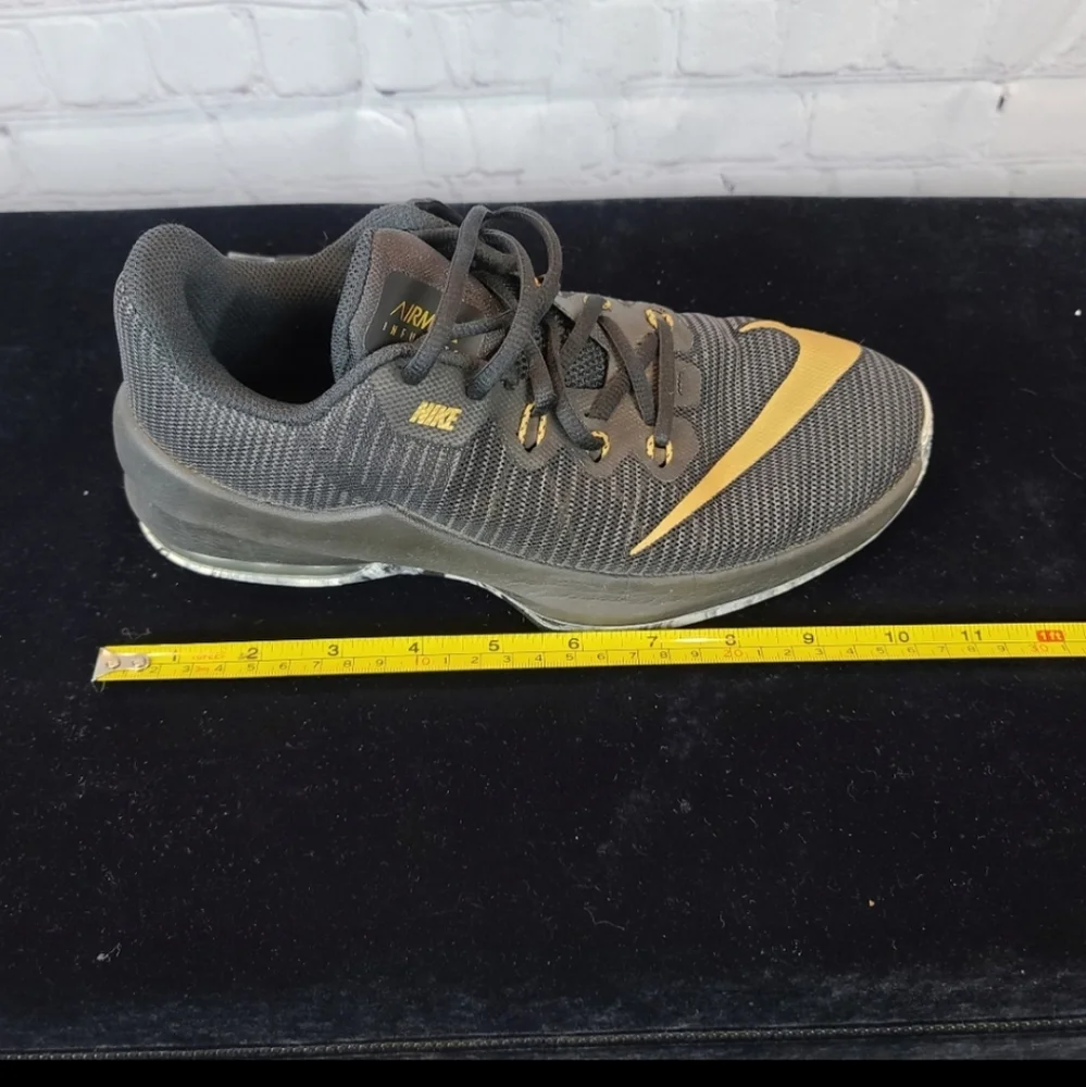 Nike Youth Air Max Infuriate 2 Black and G…